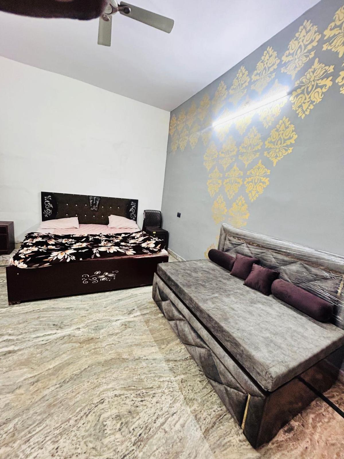 Agrawal Inn Guest House Matura Exterior foto