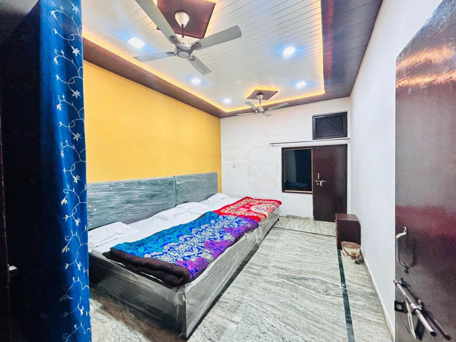 Agrawal Inn Guest House Matura Exterior foto